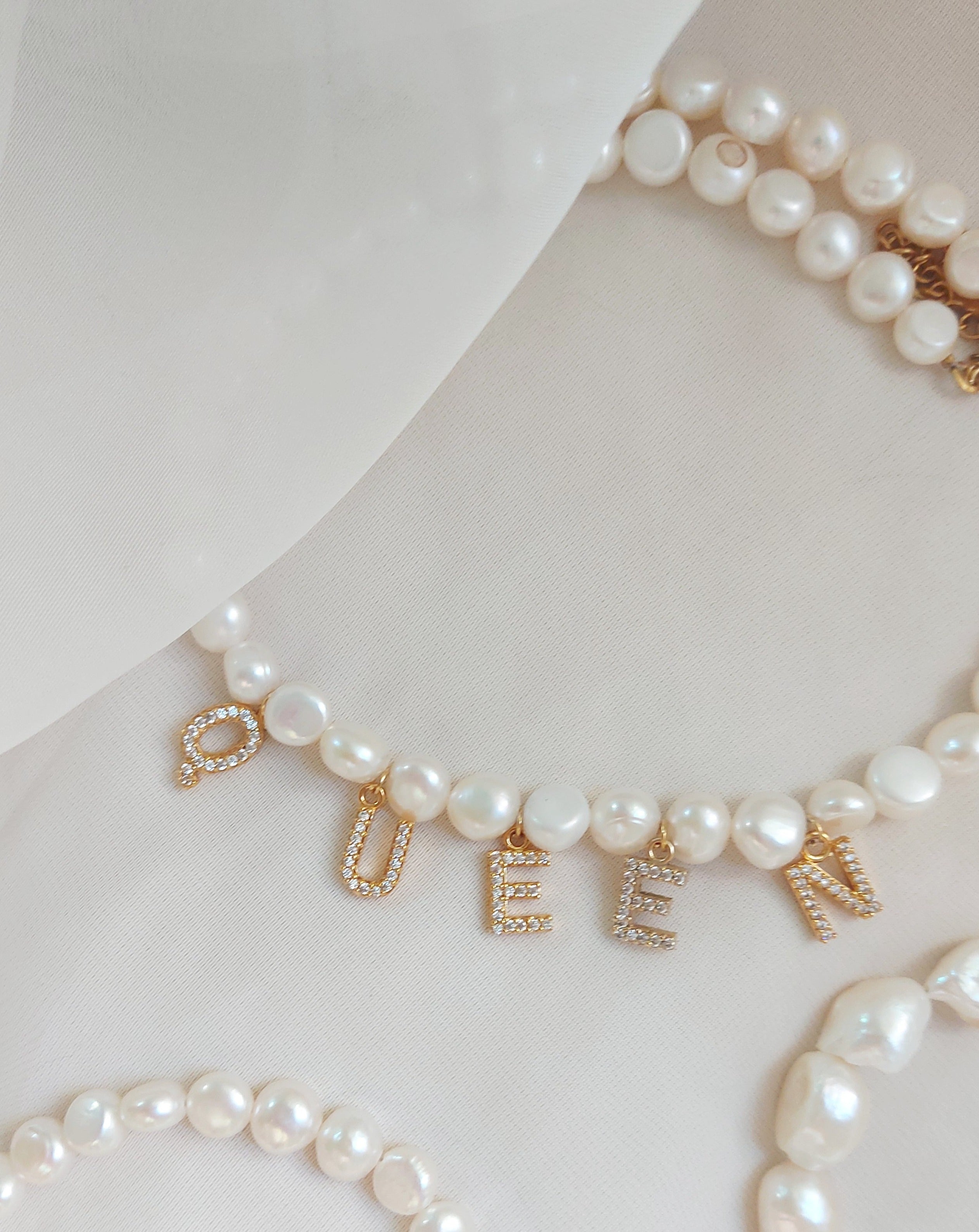 Queen letters