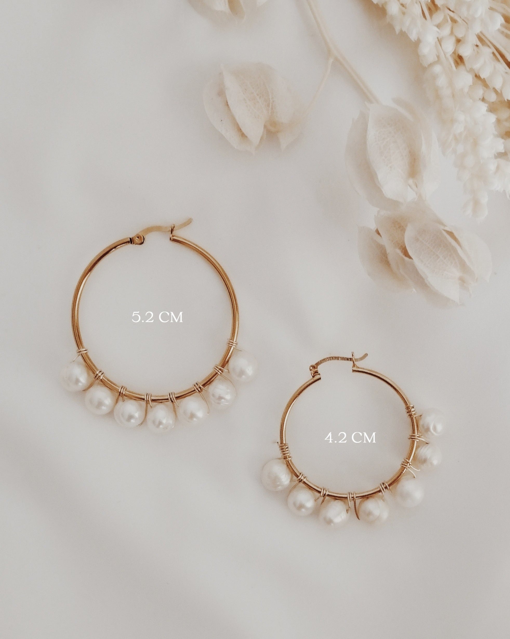 Pearl hoop